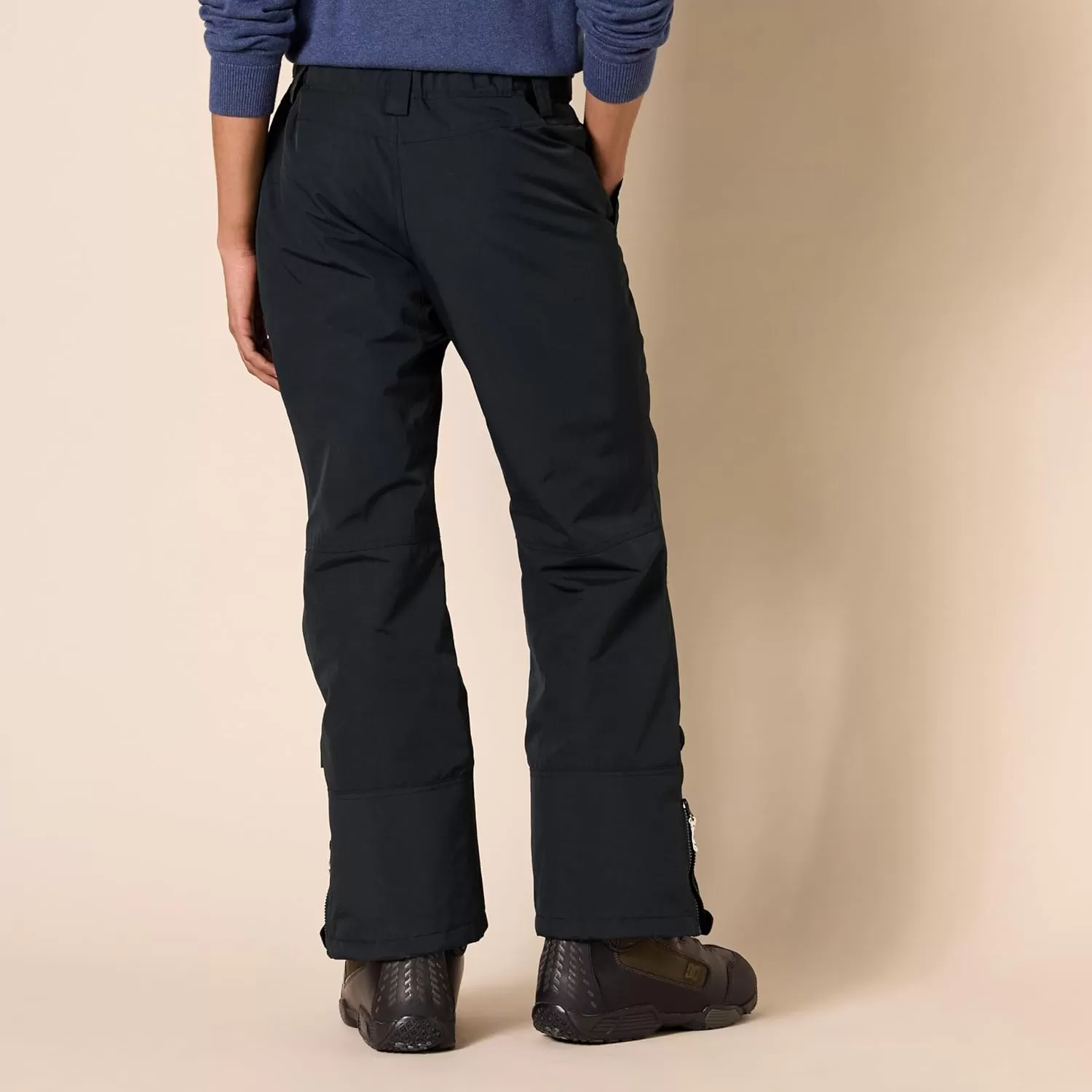 imageAmazon Essentials Mens WaterResistant Insulated Snowboard Ski Snow PantBlack
