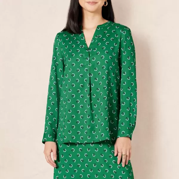 imageAmazon Essentials Womens Georgette Long Sleeve RelaxedFit Popover BlouseGreen Floral