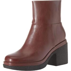 imageAmazon Essentials Womens Platform Ankle BootieBlack Oxblood