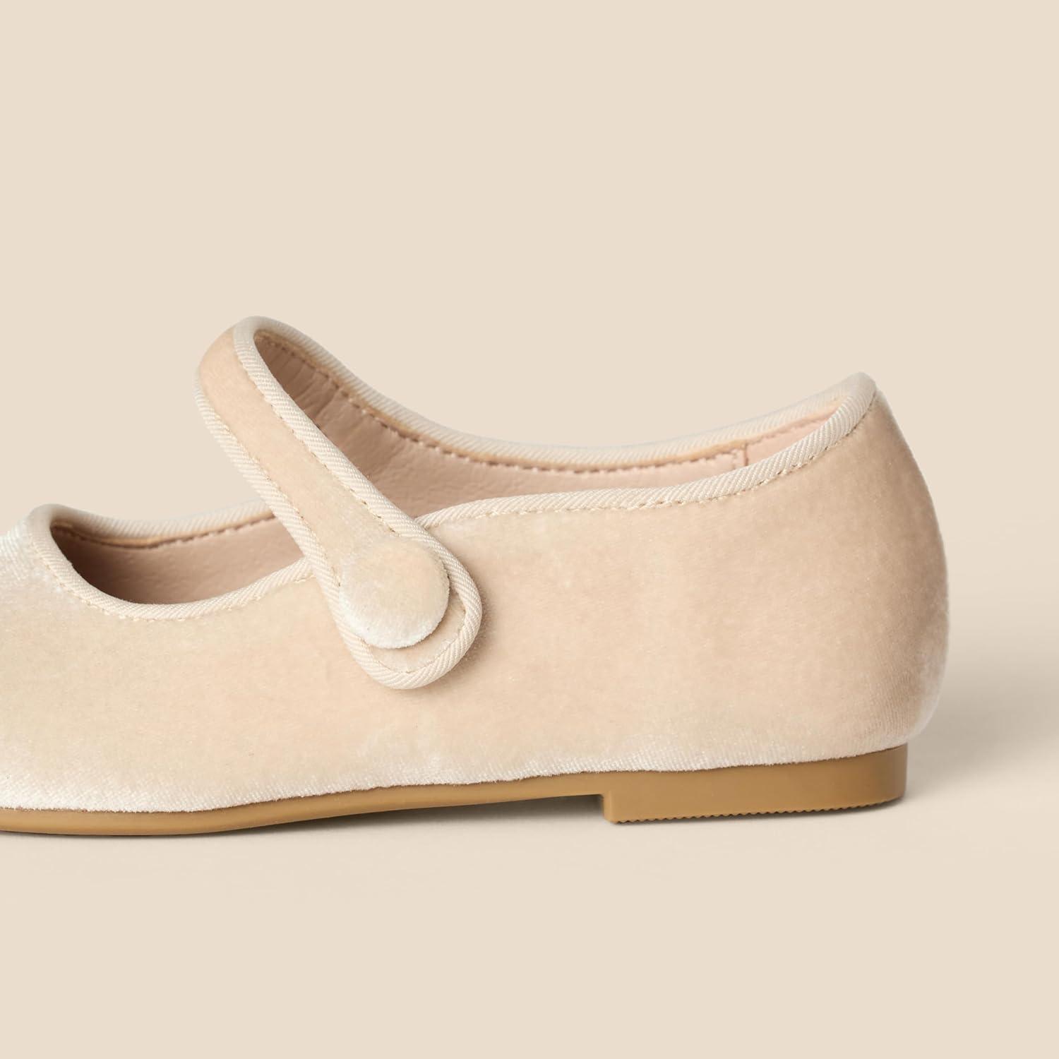 imageAmazon Essentials x Sofia Grainge Toddler Girls Mary Jane Ballet Flat ShoesTaupe