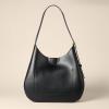 imageAmazon Essentials Shoulder BagBlack
