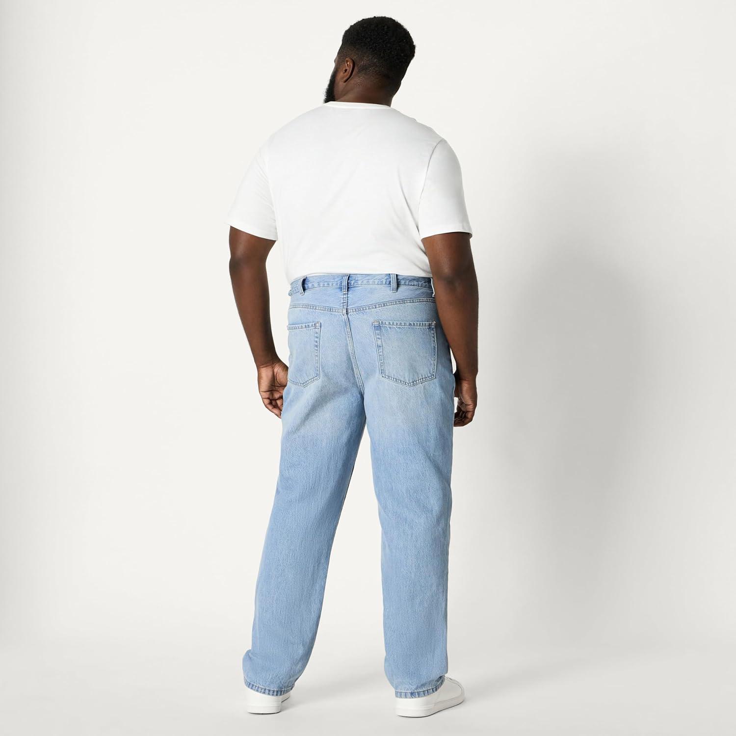 imageAmazon Essentials Mens RelaxedFit JeanVintage Blue
