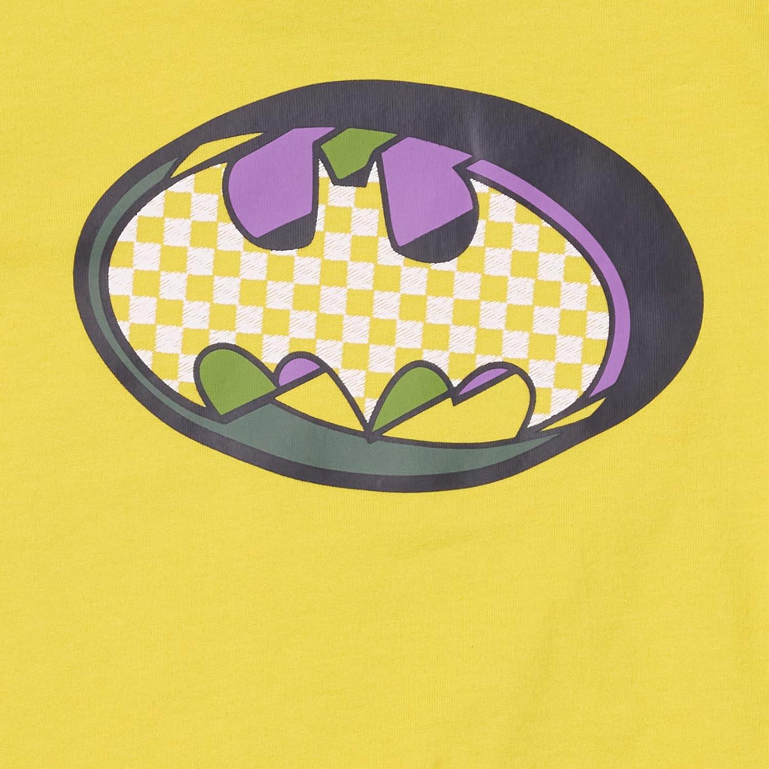 imageAmazon Essentials Boys ShortSleeve TShirtsBatman Logo