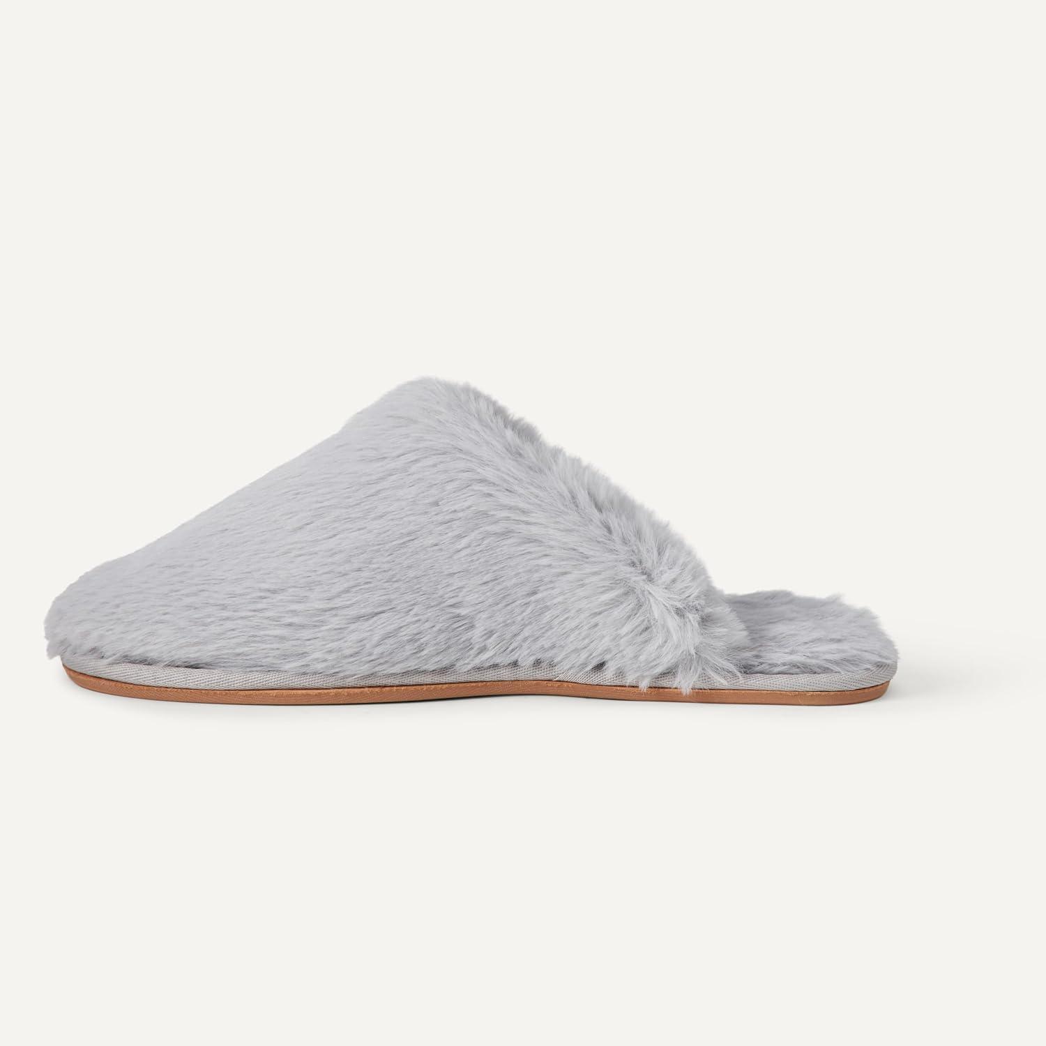 imageAmazon Essentials womens Fuzzy Plush SlippersGrey