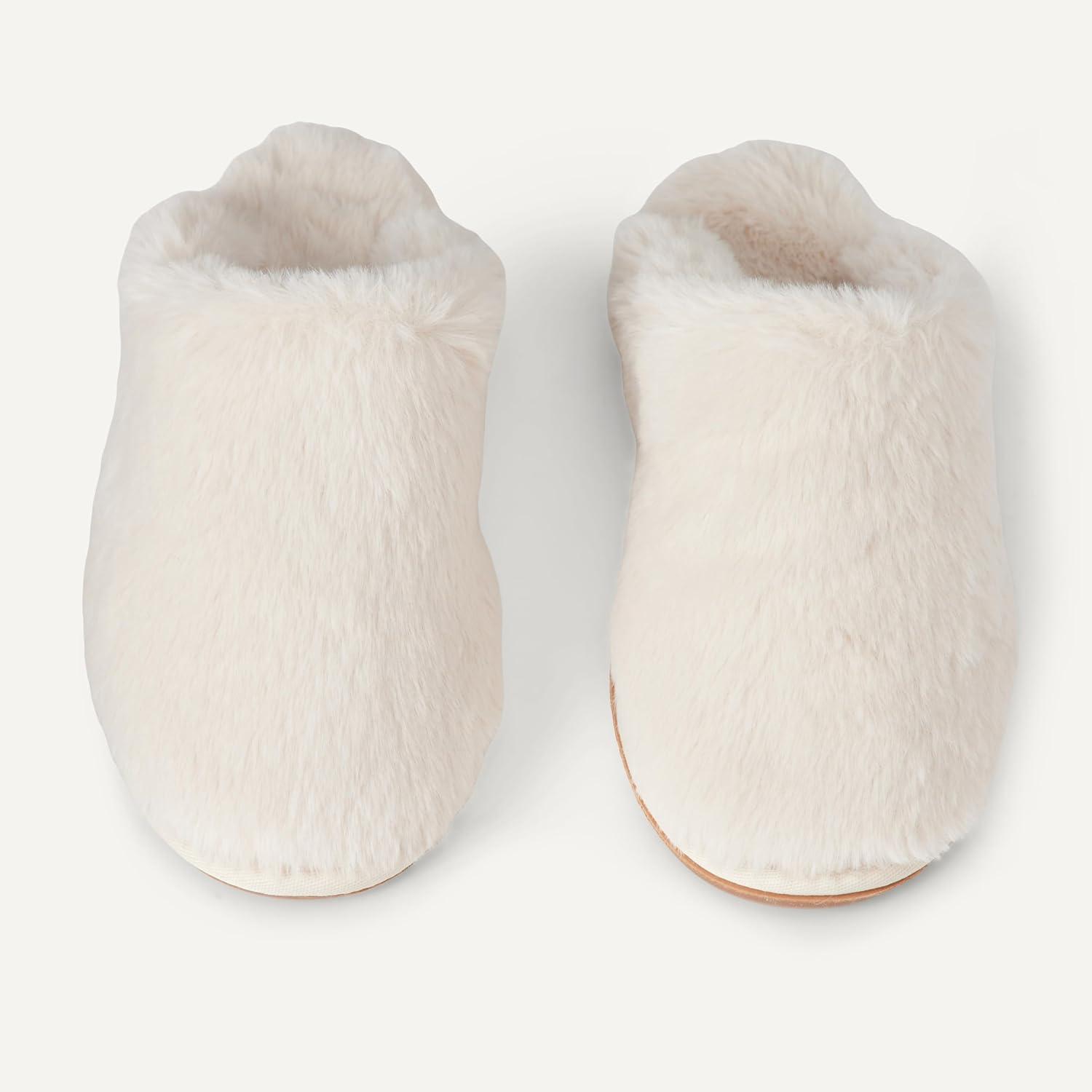 imageAmazon Essentials womens Fuzzy Plush SlippersIvory
