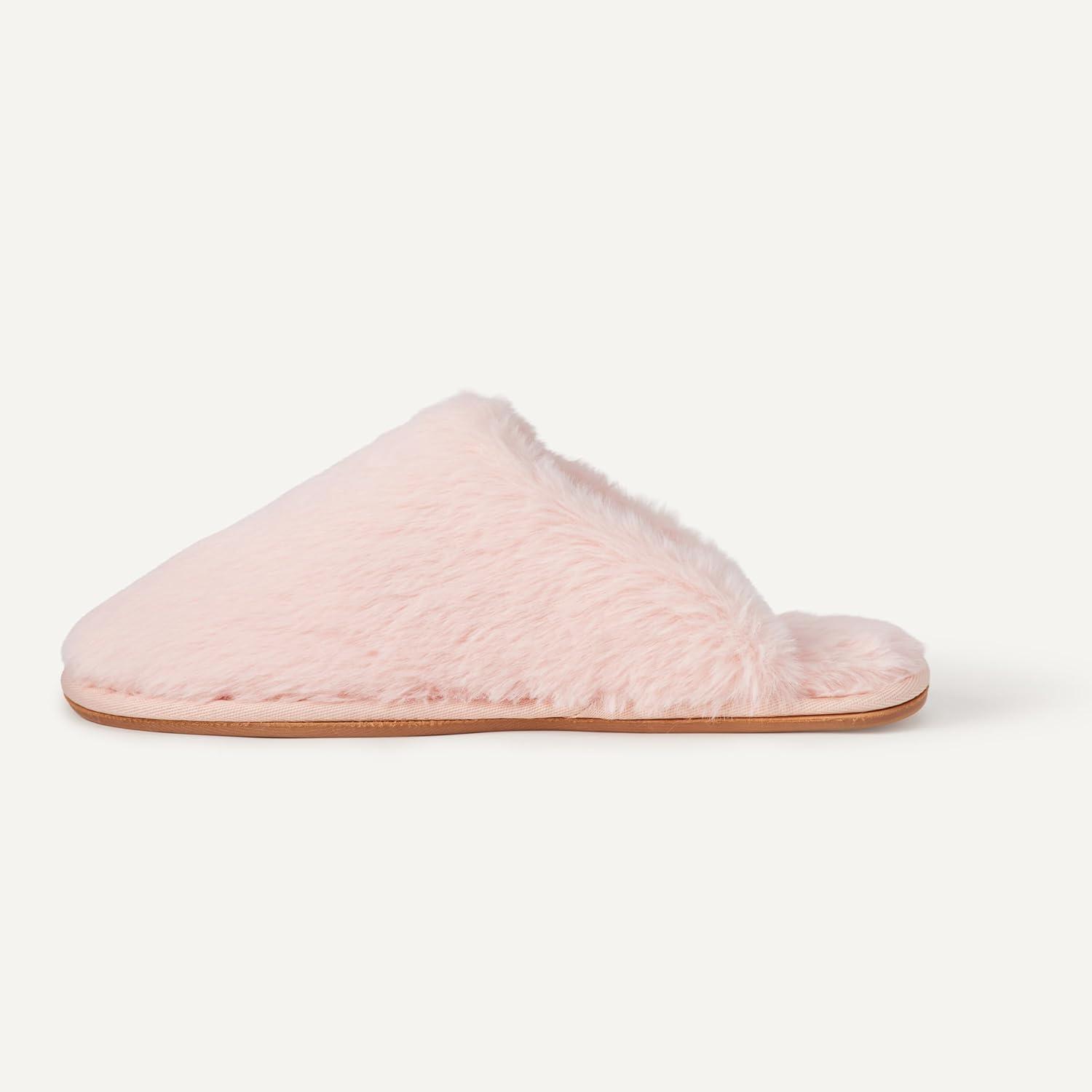 imageAmazon Essentials womens Fuzzy Plush SlippersPink