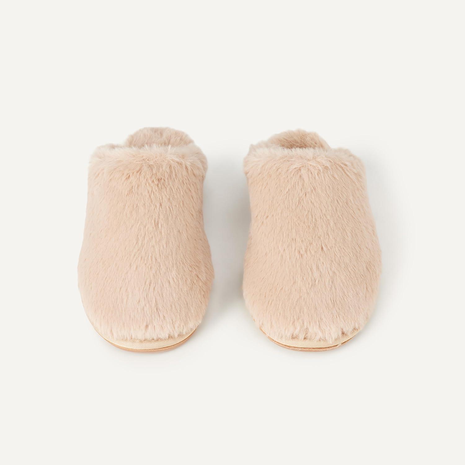 imageAmazon Essentials womens Fuzzy Plush SlippersTan