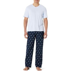 image:imageAmazon Essentials Mens Cotton Poplin Pajama Set with Cotton Jersey TShirtDucksLight Blue