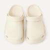 image:imageAmazon Essentials Unisex Adults Lightweight EVA Garden Clogs for Men and WomenEcru