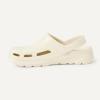 image:imageAmazon Essentials Unisex Adults Lightweight EVA Garden Clogs for Men and WomenEcru