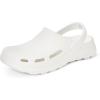 image:imageAmazon Essentials Unisex Adults Lightweight EVA Garden Clogs for Men and WomenWhite