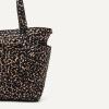 image:imageAmazon Essentials Womens Quilted Cotton Travel Tote Bag Black One SizeAbstract Animal Print