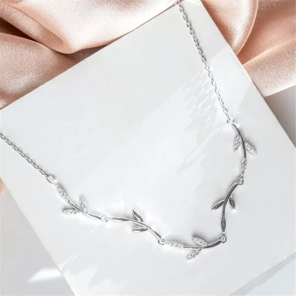 Crystal Leaf Bracelet for Women Girls Sterling Silver Danity Charm Link Bracelets Anklets Adjustable Chain Simple Elegant Jewelry Birthday Christmas Gifts for Daughter NieceCrystal Leaf Bracelet for Women Girls Sterling Silver Danity Charm Link Bracelets Anklets Adjustable Chain Simple Elegant Jewelry Birthday Christmas Gifts for Daughter Niece