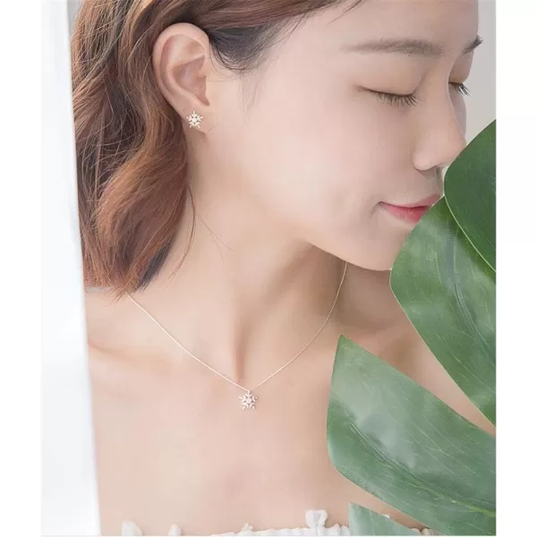 Crystal Snowflake Necklace for Women Girls S925 Sterling Silver White Gold Plated Charm Cubic Zirconia Cute Winter Flower Pendant Choker Adjustable Box Chain 18 Inch Delicate Wedding Christmas GiftsCrystal Snowflake Necklace for Women Girls S925 Sterling Silver White Gold Plated Charm Cubic Zirconia Cute Winter Flower Pendant Choker Adjustable Box Chain 18 Inch Delicate Wedding Christmas Gifts