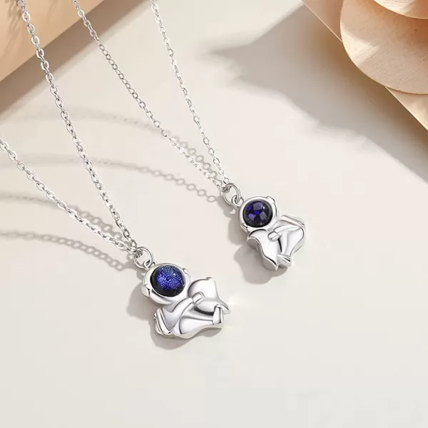 Dtja Moon Astronaut Pendant Necklace for Women Girls Silver Plated Unisex Adjustable Link Chain Cute Charm Couple Friends Necklaces Unique Birthday Valentine Jewelry Souvenir GiftSpaceman