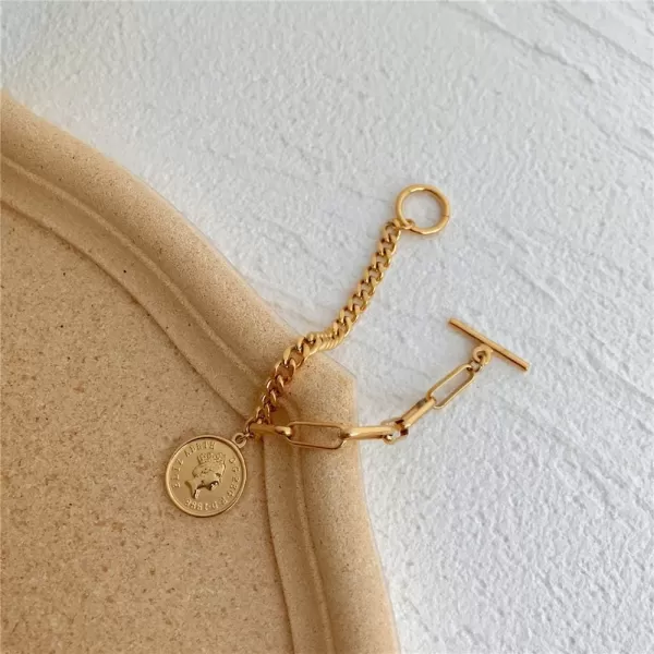 Fashion Link Charm Coin Bracelet for Women Stainless Steel Asymmetrical Toggle Chain Queen Elizabeth Goddess Worship Celebrity Medallion Keepsake Dainty Jewelry 14k Gold Plated