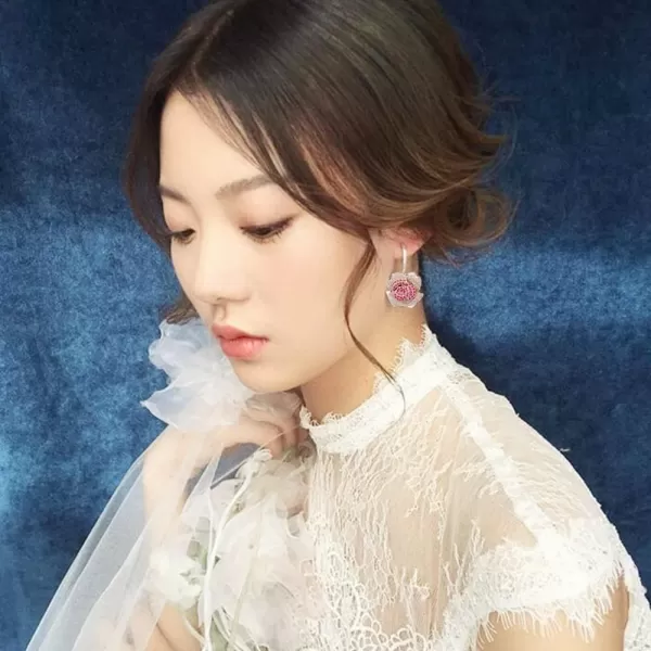Huggie CZ Flower Dangle Stud Earrings for Women Girls with Charms Fashion Luxury Pave Rhinestone Filigree Camellia Rose Dainty Crystal Drop Dangling Wedding Prom Jewelry Dainty Gifts Valentine Mothers DayRed