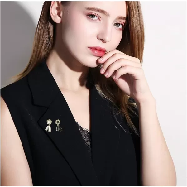 Rhinestone Camellia Flower Brooch Pin for Women Girls Gold Plated Dainty Cute Enamel Blossom Ribbon Lapel Pins Elegant Wedding Birthday Anniversary Jewelry Gift Souvenir WhiteRhinestone Camellia Flower Brooch Pin for Women Girls Gold Plated Dainty Cute Enamel Blossom Ribbon Lapel Pins Elegant Wedding Birthday Anniversary Jewelry Gift Souvenir White