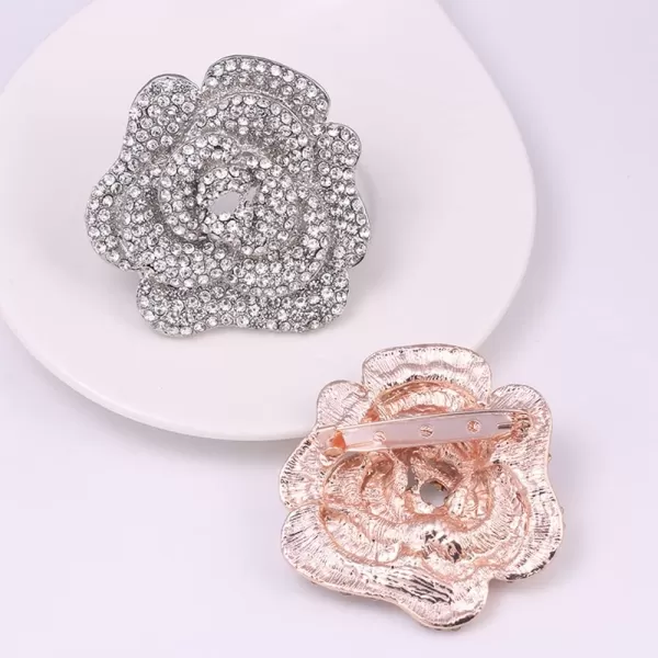 Rhinestone Rose Brooch Pin for Women Girls Fashion Crystal Big Blossom Flower Brooch Lapel Pins Elegant Dress Accessories Jewelry Boutonniere Corsage for Hat Bag Suit Tie Gift Wedding Mothers DaySilver Plated