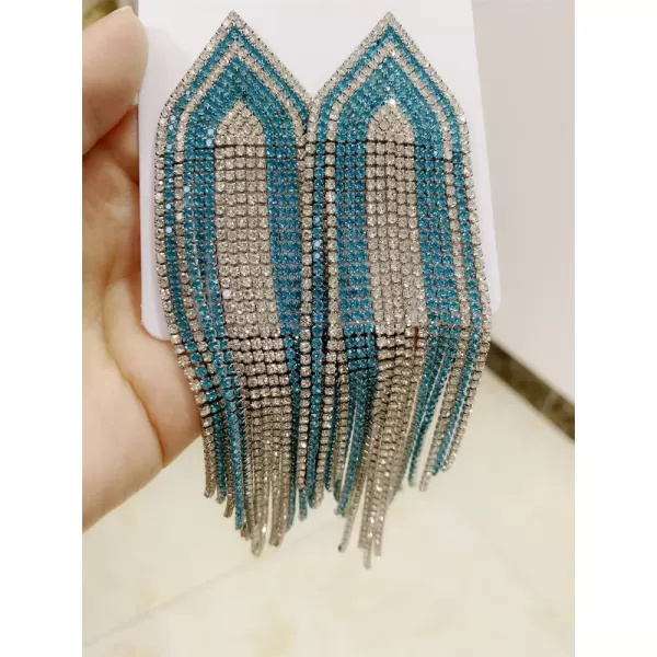 Luxury Fringe Crystal Drop Dangle Earrings for Women Girls Blink Diamond Chandelier Statement Dangling Stud Earring Exggerated Wedding Birthday Festival Jewelry GiftsSilver Blue