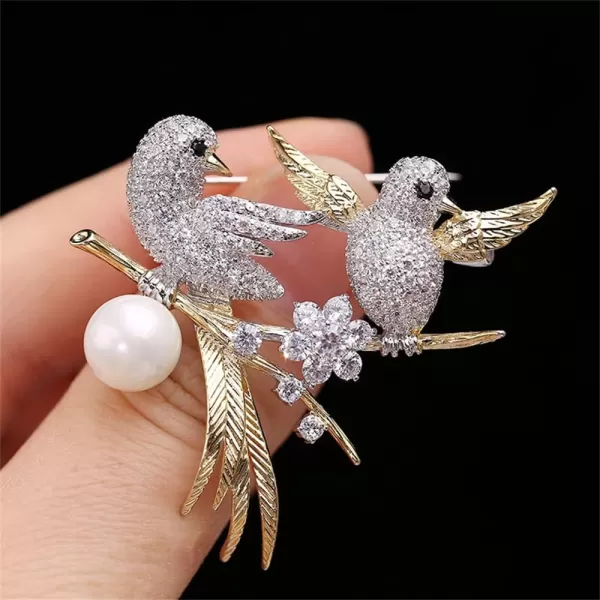 Rhinestone Birds Brooch Pin for Women Men Fashion Crystal Animal Brooches Lapel Pins Elegant Dress Accessories Jewelry Gift Box Boutonniere Corsage for Hat Bag Suit Tie Wedding Birthday ChristmasRhinestone Birds Brooch Pin for Women Men Fashion Crystal Animal Brooches Lapel Pins Elegant Dress Accessories Jewelry Gift Box Boutonniere Corsage for Hat Bag Suit Tie Wedding Birthday Christmas