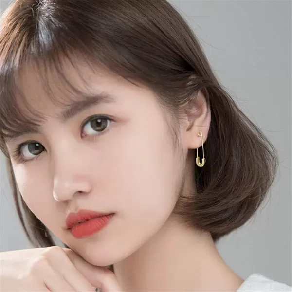 Cute Sterling Silver Safety Pin Small Hoop Earrings for Women Teen Girls Men Minimalist Geometric Cartilage Huggie Sleeper Hoops Hypoallergenic 14K Gold Plated Personalized JewelryGold 22mm
