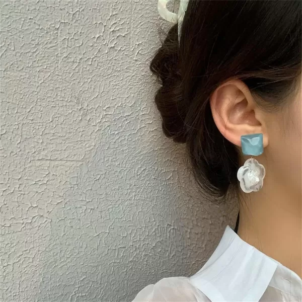 Cute Acrylic Flower Dangle Stud Earrings for Women Girls 925 Sterling Silver Post Pin Resin Summer Statement Drop Earring Trendy Birthday Prom Party Y2K Jewelry BlueCute Acrylic Flower Dangle Stud Earrings for Women Girls 925 Sterling Silver Post Pin Resin Summer Statement Drop Earring Trendy Birthday Prom Party Y2K Jewelry Blue