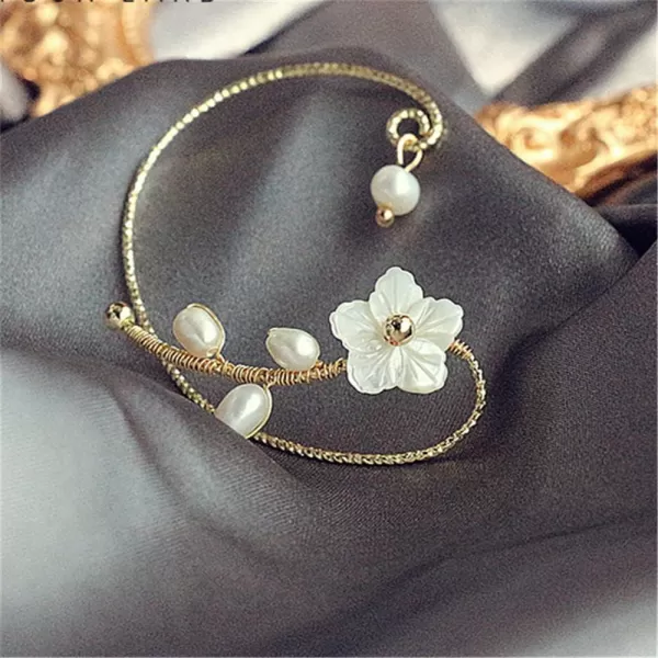 1 PC Vintage Shell Pearl Flower Wrap Crawler Climber Non Piercing Earring for Women Girls Gold Plated Hypoallergenic Twisted Cuff Cartilage Vine Dainty Boho Handmade Birthday Wedding Jewelry for Right Ear1 PC Vintage Shell Pearl Flower Wrap Crawler Climber Non Piercing Earring for Women Girls Gold Plated Hypoallergenic Twisted Cuff Cartilage Vine Dainty Boho Handmade Birthday Wedding Jewelry for Right Ear