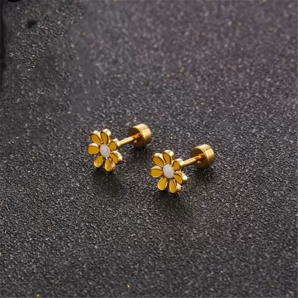 18G Cute Daisy Flower Stud Cartilage Earrings for Women Girls 14K Gold Plated Stainless Steel Enameled Dainty Screw Back Studs Sleeper Tragus Post Hypoallergenic Piercing Body JewelryYellow