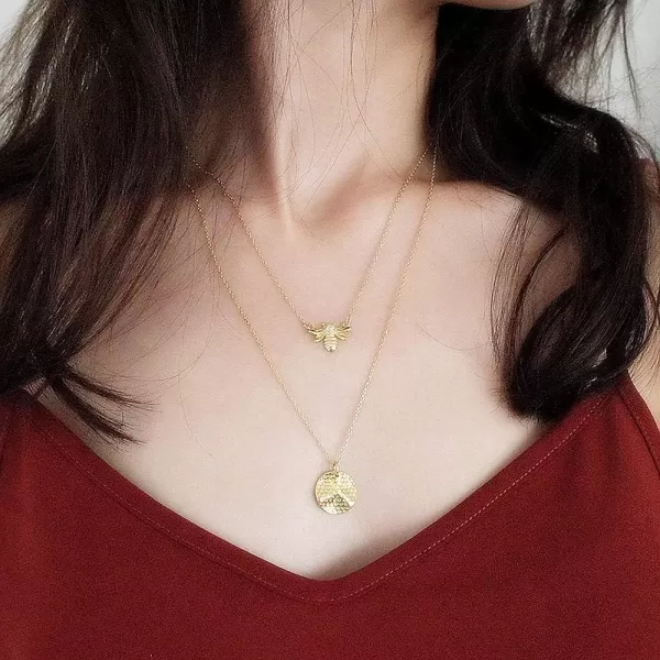 Bee Gold Coin Honeycomb Pendant Choker Necklace for Women Teen Girls S925 Sterling Silver Dainty Crystal CZ Diamond Queen Bee Bumble Bee Hive BFF Necklace Long Chain Cute Animal Charm Jewelry GiftHoneycomb