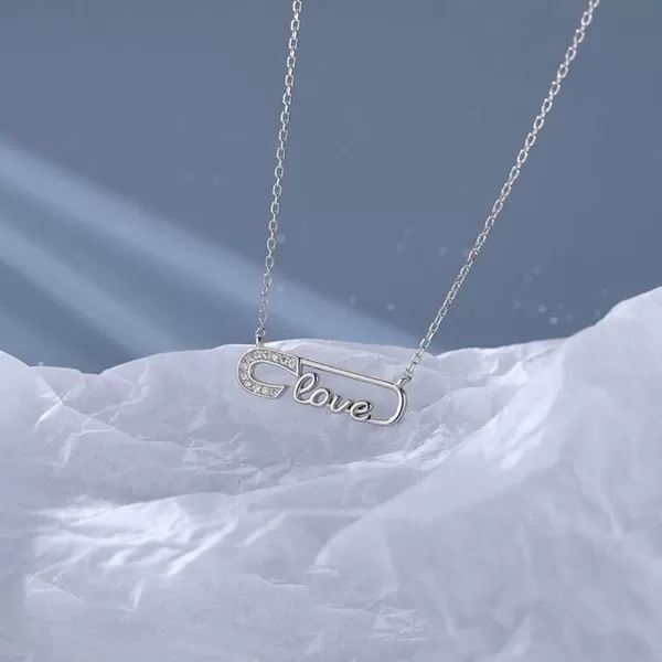 Crystal Paperclip Love Pendant Necklace for Women Girls Dainty CZ Letter Clip Charms Adjustable Choker Chain Fashion Anniversary Wedding Holiday Jewelry GiftCrystal Paperclip Love Pendant Necklace for Women Girls Dainty CZ Letter Clip Charms Adjustable Choker Chain Fashion Anniversary Wedding Holiday Jewelry Gift