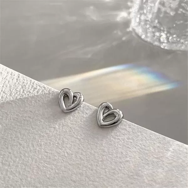 Cute Cookies Love Heart Earrings for Women Girls 925 Sterling Silver Chunky Small Hearted Stud Cartilage Hypoallergenic Dainty Birthday Valentine Wedding Jewelry Gifts Polished SilverCute Cookies Love Heart Earrings for Women Girls 925 Sterling Silver Chunky Small Hearted Stud Cartilage Hypoallergenic Dainty Birthday Valentine Wedding Jewelry Gifts Polished Silver