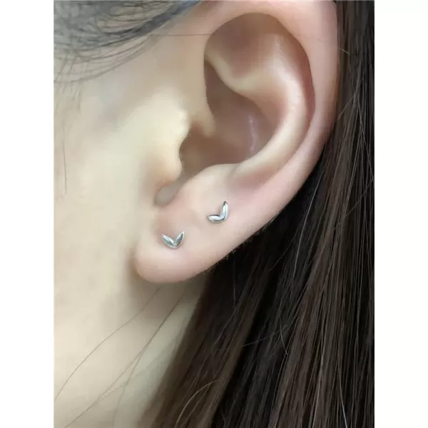 Cute Heart Dot Earrings for Women Girls 925 Sterling Silver Hypoallergenic Tiny Small Cartilage Stud Tragus Post Lovely 20G Piercing Jewelry Dainty GiftsCute Heart Dot Earrings for Women Girls 925 Sterling Silver Hypoallergenic Tiny Small Cartilage Stud Tragus Post Lovely 20G Piercing Jewelry Dainty Gifts