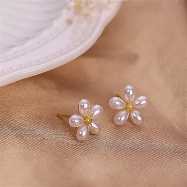 Dainty Shell Pearl Flower 925 Sterling Silver Stud Earrings for Women Girls Hypoallergenic Imitation Pearls Petal Cute Small Floral Cartilage Tragus Post Elegant Wedding Jewelry GiftGold Plated