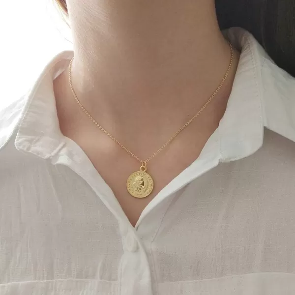 Dtja Carved Gold Coin Pendant Necklace for Women Girls 925 Sterling Silver 18K Gold Plated Simple Round Chain GoddessnbspWorship Celebrity Medal ReversiblenbspKeepsake Chic Choker Fashion Jewelry Gifts BoxDtja Carved Gold Coin Pendant Necklace for Women Girls 925 Sterling Silver 18K Gold Plated Simple Round Chain GoddessnbspWorship Celebrity Medal ReversiblenbspKeepsake Chic Choker Fashion Jewelry Gifts Box
