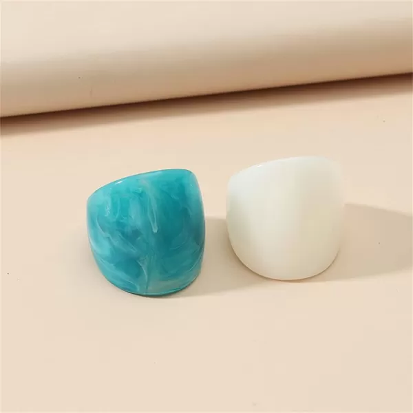 Dtja Vintage Acrylic Wedding Band Rings Set for Women Girls Statement Resin Engagement Chunky Wide Cocktail Party Ring Lightweight Exaggerated Y2K Jewelry 2PCS Size 89Ocean Blue