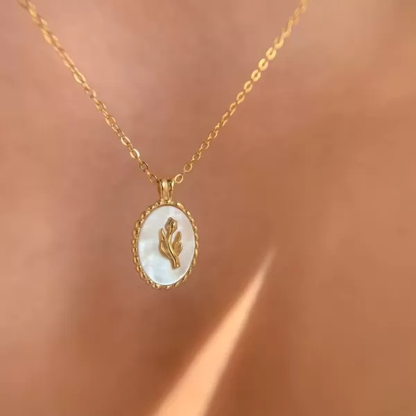 Dtja Vintage Tulip Flower Pendant Necklace for Women Girls s925 Sterling Silver 18K Gold Plated Embossed Oval Link Chain Adjustable Christmas Valentine Birth Month Jewelry Gifts for MotherGold