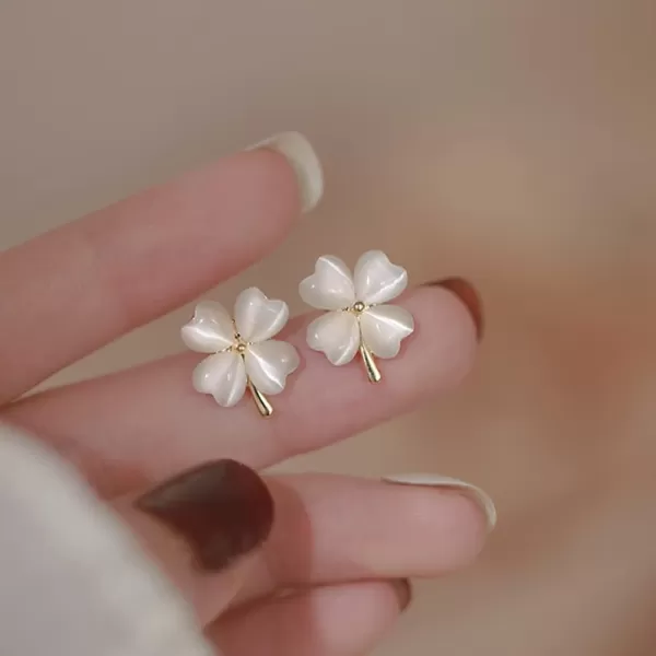 Green Cat Eyes Clover Flower Earrings for Women Girls 925 Sterling Silver Post Pin Hypoallergenic Lucky Love Heart 4 Leaf Petal Small Cute Studs Earring Dainty Gifts for Mother Sister AuntWhite