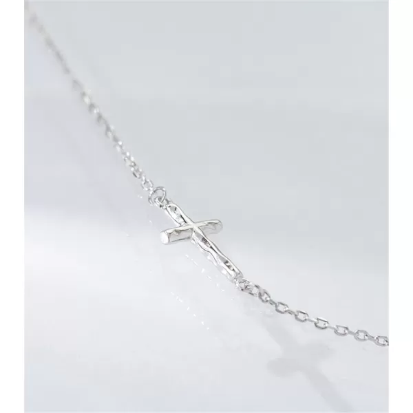 Hammered Sideways Cross Choker Pendant Necklace for Women Girls 925 Sterling Silver White Gold Plated Dainty Simple Charm Link Chain Adjustable Fashion Jewelry Gift Box 18 inchesSilver