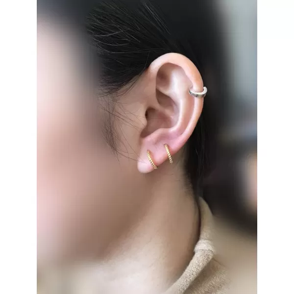 Huggie Small Hoop Earrings for Women Girls Sterling Silver Minimalist Cartilage Cuff Tragus Helix Huggie Endless Sleeper Hoops Hypoallergenic for Piercing Ear Faith Body Jewelry22g 8mm Gold