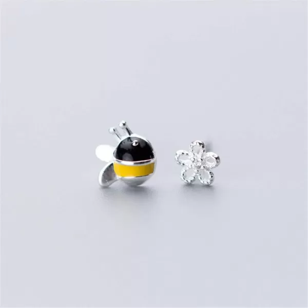 Little Cute Bee Flower Earrings for Teen Girls 925 Sterling Silver Crystal Enamle Tiny Small Animal Bumble Honey Bees Studs Tragus Post Asymmetrical Hypoallergenic Earring for Daughter SilverLittle Cute Bee Flower Earrings for Teen Girls 925 Sterling Silver Crystal Enamle Tiny Small Animal Bumble Honey Bees Studs Tragus Post Asymmetrical Hypoallergenic Earring for Daughter Silver