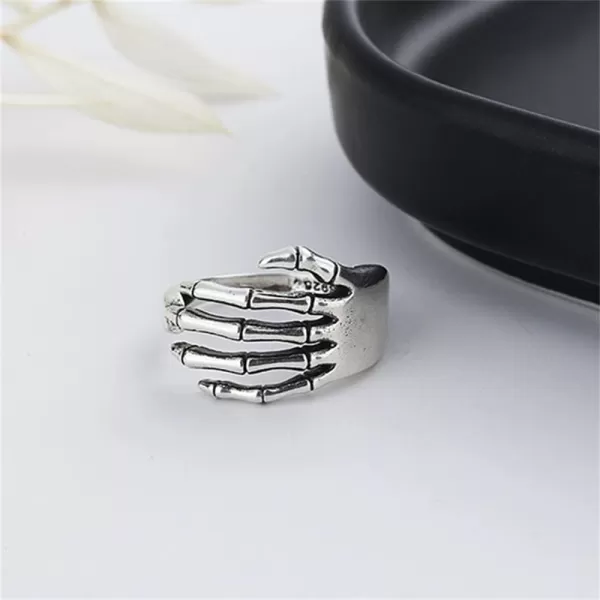 Punk Skull Hand Adjustable Open Band Ring for Women Girls Men Statement Expandable Oxidized Silvery Gothic Skeleton Devils Talons Finger Rings Comfort Fit Vintage Unisex Halloween Cosplay PartyPunk Skull Hand Adjustable Open Band Ring for Women Girls Men Statement Expandable Oxidized Silvery Gothic Skeleton Devils Talons Finger Rings Comfort Fit Vintage Unisex Halloween Cosplay Party