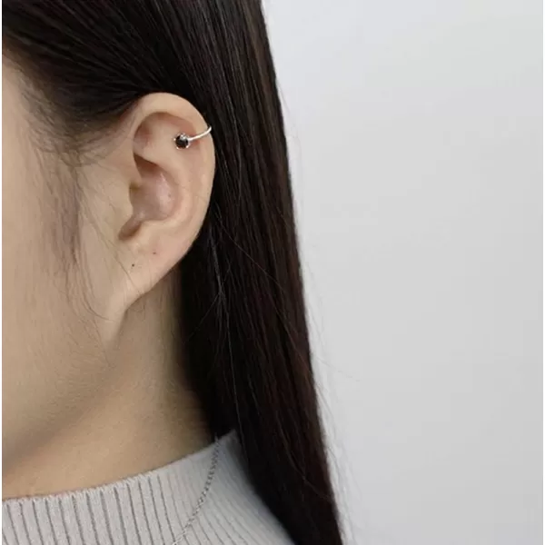 Sterling Silver Cubic Zirconia Cartilage Clip on Earrings for Women Girls 18K Platinum Plated Cuffs Crawler Climer Open Hoop CZ Diamond Solitaire Stud Earrings Non Pierced Fashion Minimalist Jewelryblack diamond