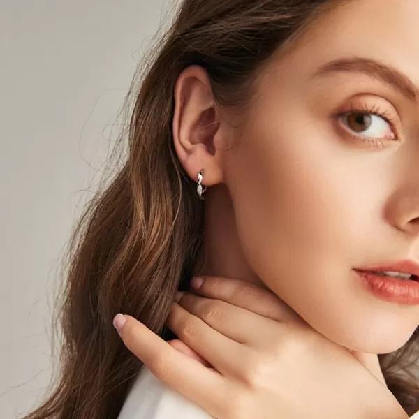Twisted Cubic Zirconia Small Hoop Earrings for Women Girls 925 Sterling Silver Hypoallergenic Minimalist CZ Huggie Hoops Cartilage Fashion Geometrical Jewelry12mm
