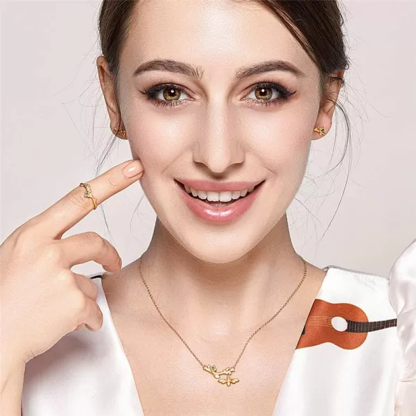 Vintage Bee Necklace for Women Girls S925 Sterling Silver 18K Gold Plated Green Crystal Flower Blosom Tree Branch Adjustable Chain 18 May Birthstone Necklace Choker Dainty Retro Jewelry GiftVintage Bee Necklace for Women Girls S925 Sterling Silver 18K Gold Plated Green Crystal Flower Blosom Tree Branch Adjustable Chain 18 May Birthstone Necklace Choker Dainty Retro Jewelry Gift