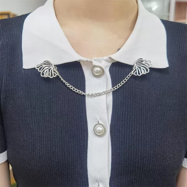 Vintage Collar Clip Brooch for Wowen Girls Unisex Retro Filigree Butterfly Cute Cat Dog Paw Print Animals Long Tassel Chain Drop Lapel Pin Necktie Tie Shawl Clips Scarf Weather Dress Accessories JewelryWings
