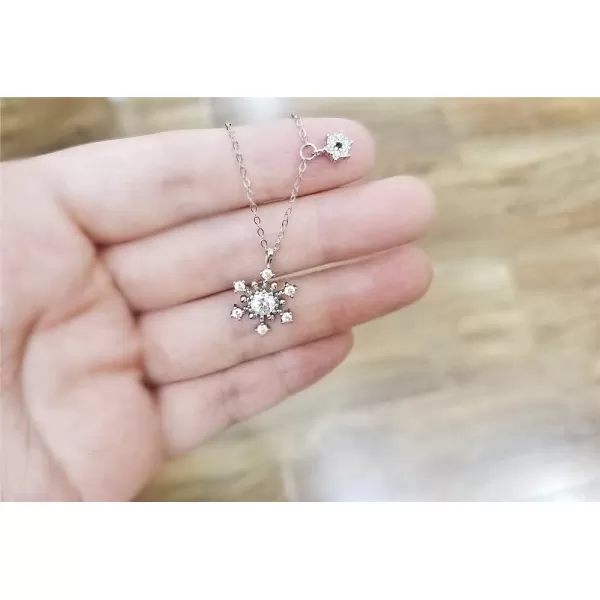Vintage Crystal Snowflake Pendant Necklace for Women Girls 925 Sterling Silver Round CZ Link Charm Adjustable Chain Dainty Winter Christmas Holiday Jewelry Gift BoxVintage Crystal Snowflake Pendant Necklace for Women Girls 925 Sterling Silver Round CZ Link Charm Adjustable Chain Dainty Winter Christmas Holiday Jewelry Gift Box