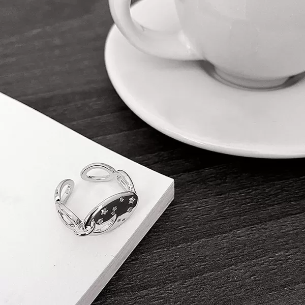 Vintage Moon Star Finger Rings for Women Girls Silver Plated Hollow Disc Link Chain Chunky Expendable Knuckle Open Band Ring Comfort Fit Retro Summer Vacation JewelryVintage Moon Star Finger Rings for Women Girls Silver Plated Hollow Disc Link Chain Chunky Expendable Knuckle Open Band Ring Comfort Fit Retro Summer Vacation Jewelry
