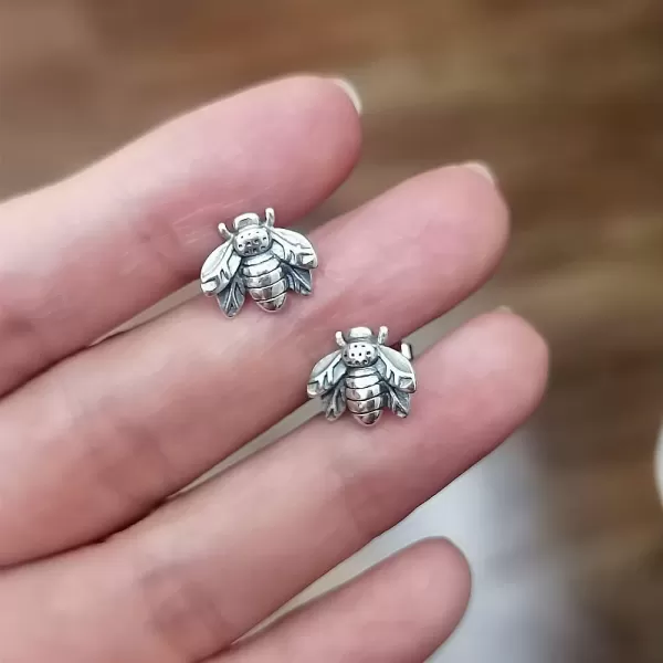 Vintage Sterling Silver Bee Earrings for Women Girls Hypoallergenic Small Cute Textured Animal Honeybee Studs Cartilage Tragus Post Oxidized Retro Jewelry GiftsVintage Sterling Silver Bee Earrings for Women Girls Hypoallergenic Small Cute Textured Animal Honeybee Studs Cartilage Tragus Post Oxidized Retro Jewelry Gifts