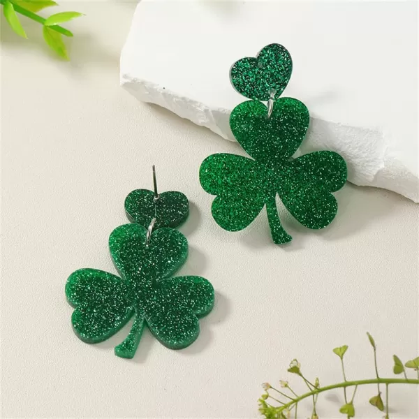 Shiny Heart Clover Leaf Dangle Drop Earrings for Women Acrylic Green Sequins Shamrock Celebration Lucky Statement Charms Earrings Fashion Lightweight St Patricks Day Holiday Jewelry Souvenirs